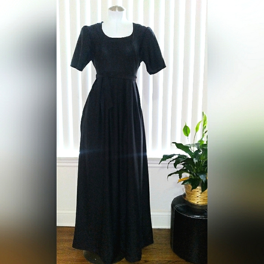 💲IT'S A SALE!! Vintage Black Jumpsuit💲
